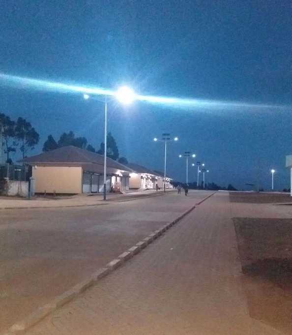枣庄市非洲科特迪瓦太阳能路灯工程